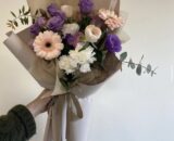 PENSIERO-Mazzo di Lisianthus, Dianthus e Gerbere