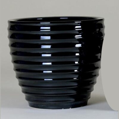 VASO IN RILIEVO NERO